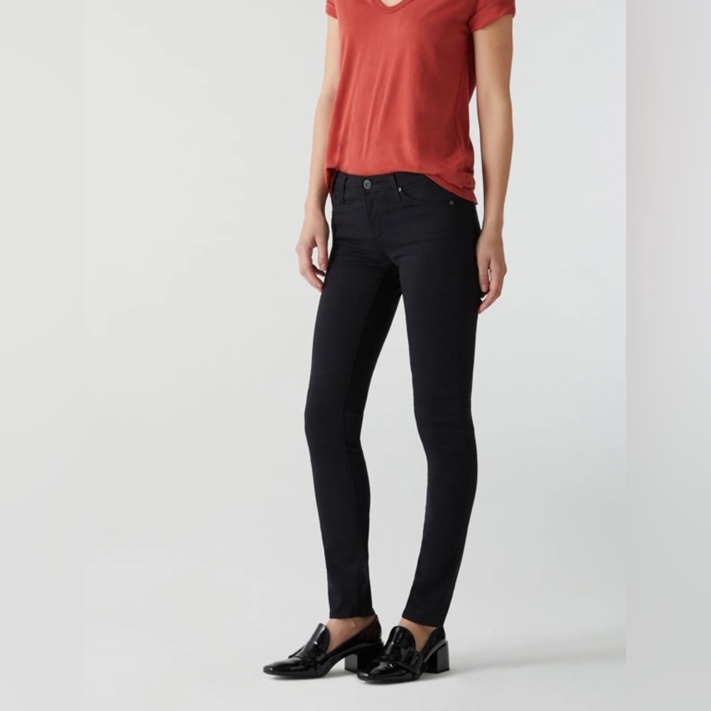 AG Super Black The Stilt Cigarette Jean Size 28